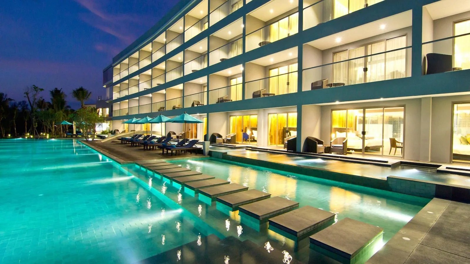 Le Coral Beach Resort & Café