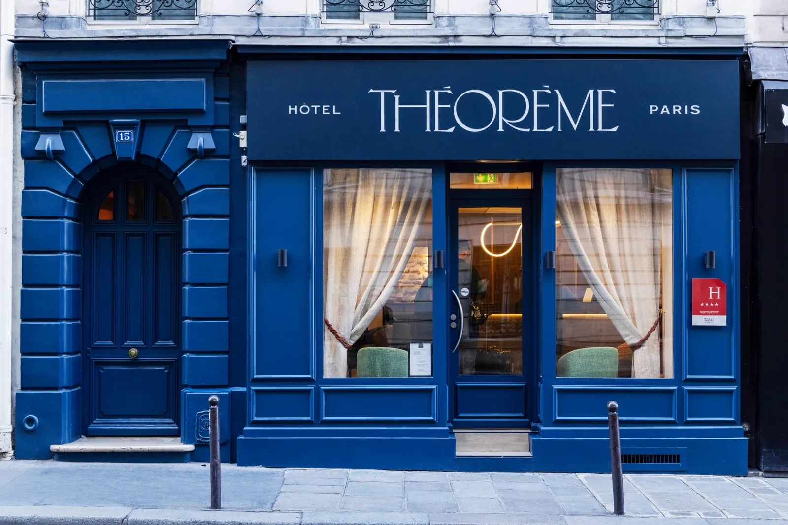 Hotel Theoreme